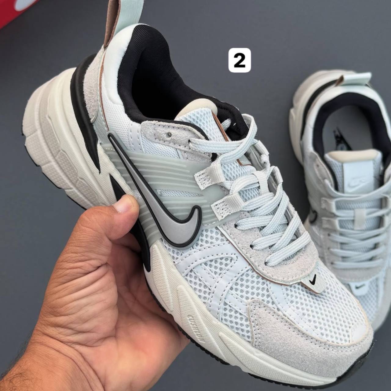 نایک وی تو کی Nike V2K Run 161