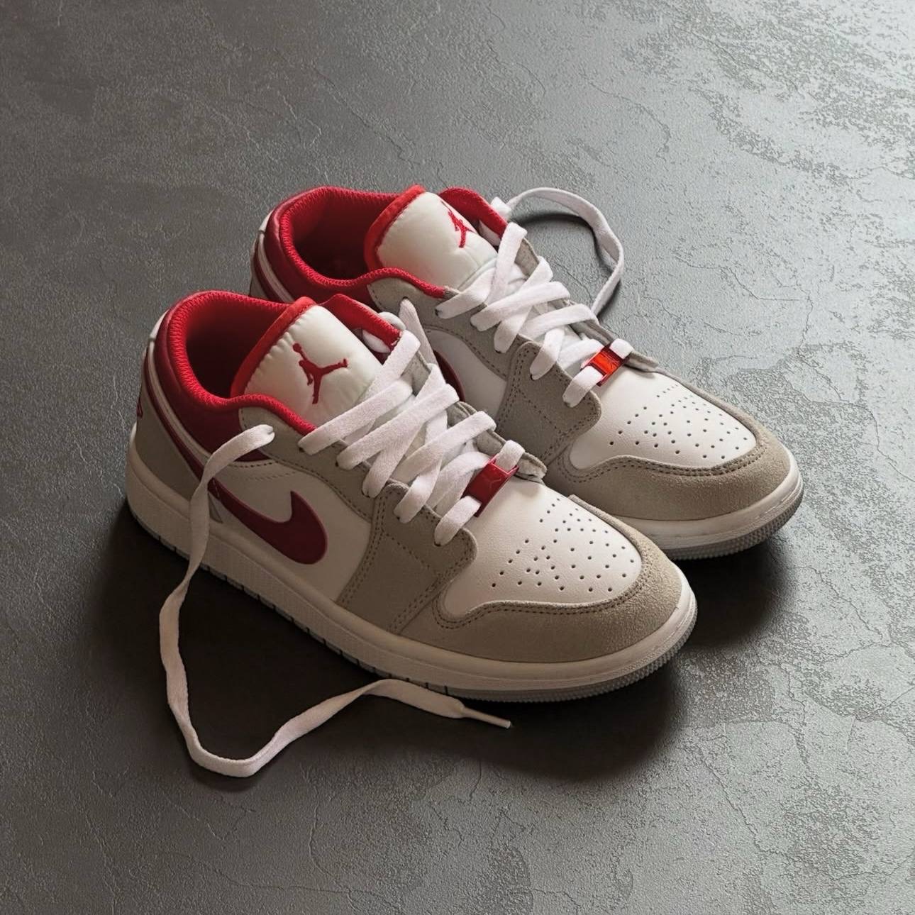 ایر جردن وان اسموک گری رد Nike Air Jordan 1 Low Light Smoke Grey Gym Red 94