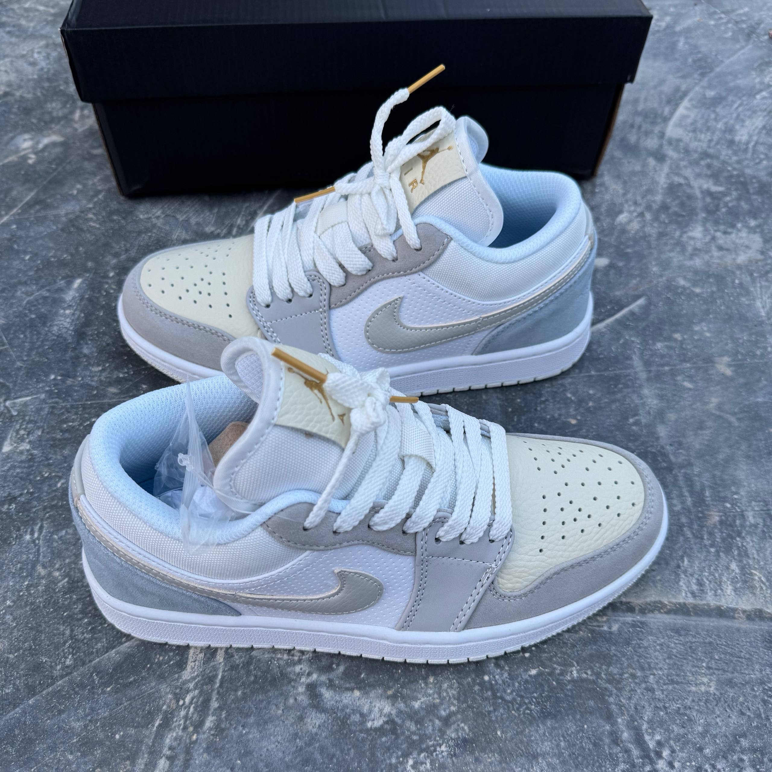 نایک ایر جردن وان لو پاریس Nike Air Jordan 1 Low Paris 75