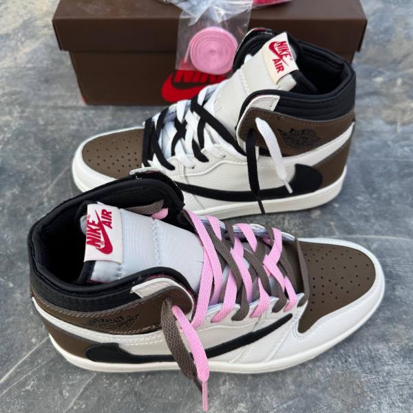 جردن 1 ترویس اسکات موکا Nike Air Jordan 1 Retro High OG SP Travis Scott Mocha 72