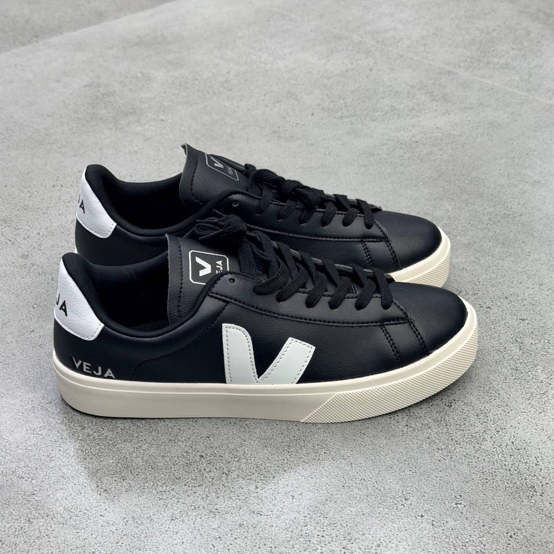 ونس وجا کمپو مشکی سفید Veja Campo Leather Black White 113