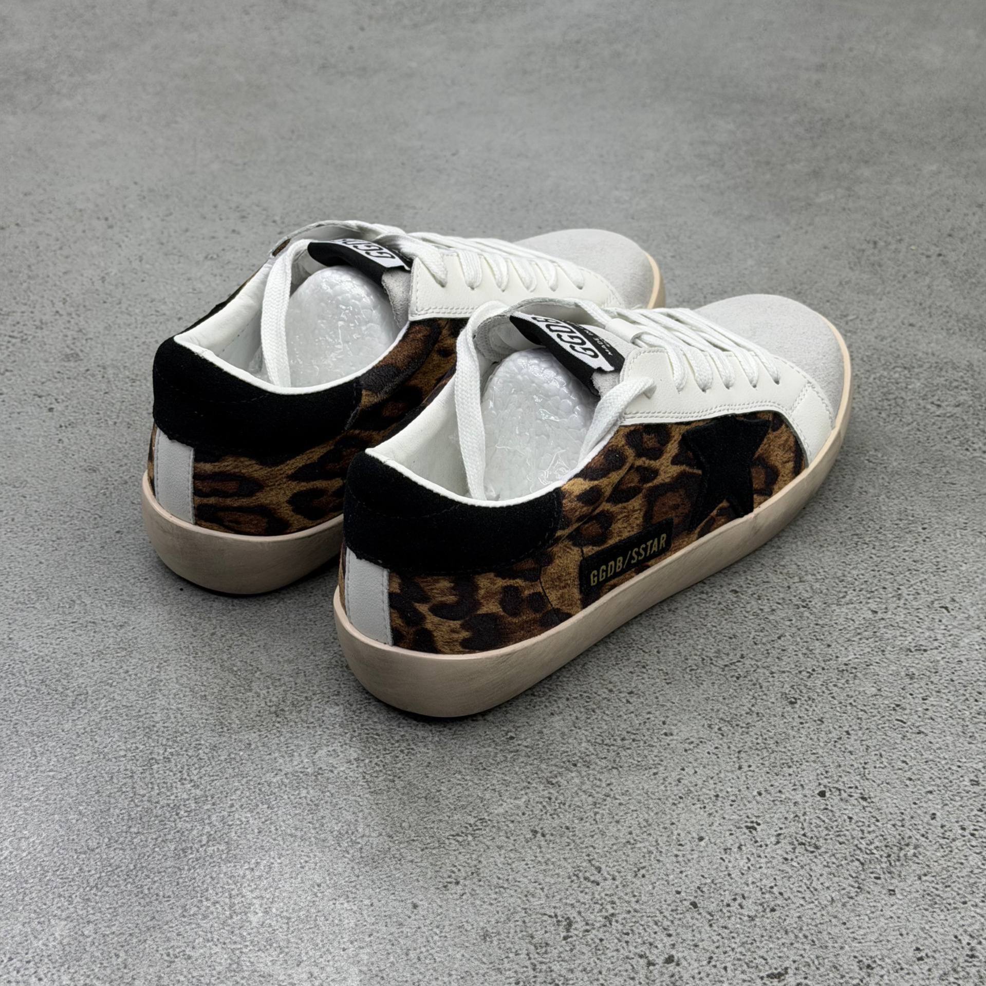 سوپر استار گلدن گوس ‌پلنگی Golden Goose 107