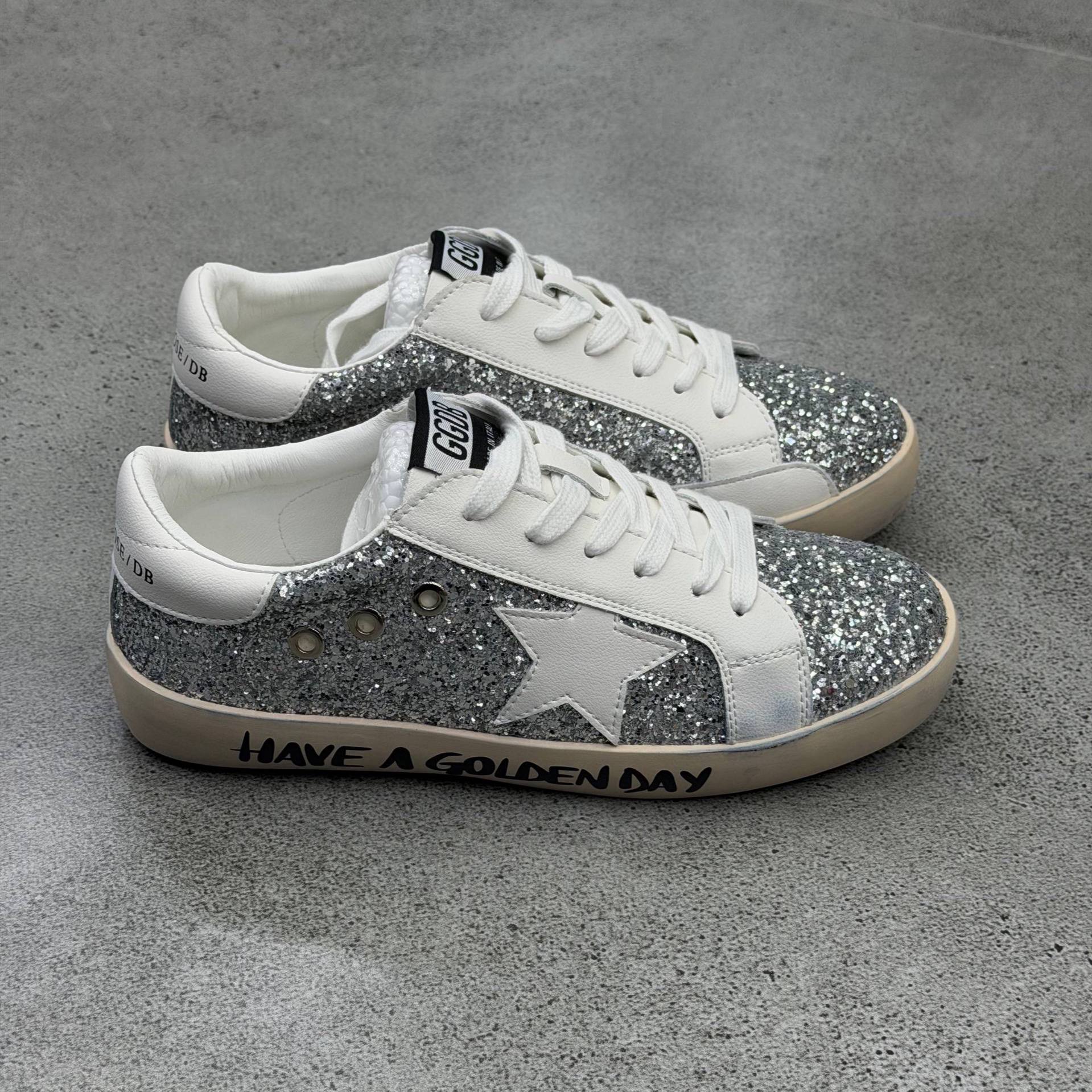 سوپر استار گلدن گوس Golden Goose 105