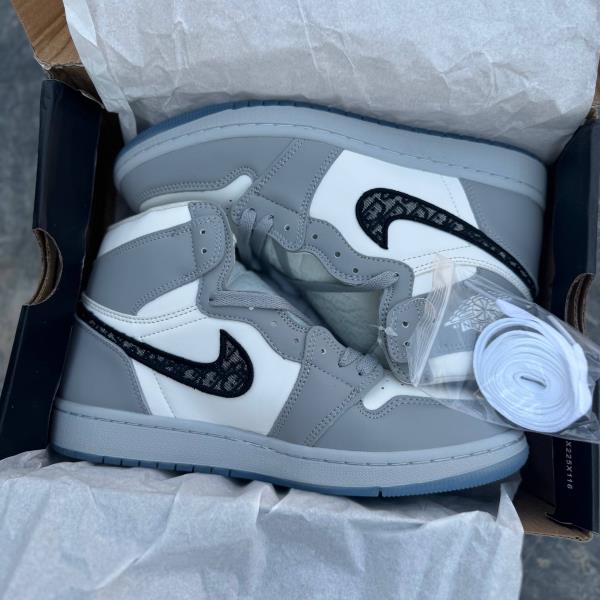 نایک جردن دیور Nike Air Jordan 1 Dior 70