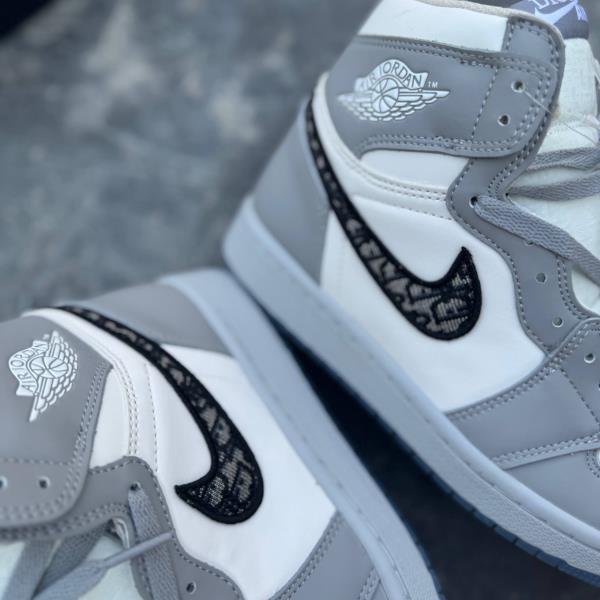نایک جردن دیور Nike Air Jordan 1 Dior 70