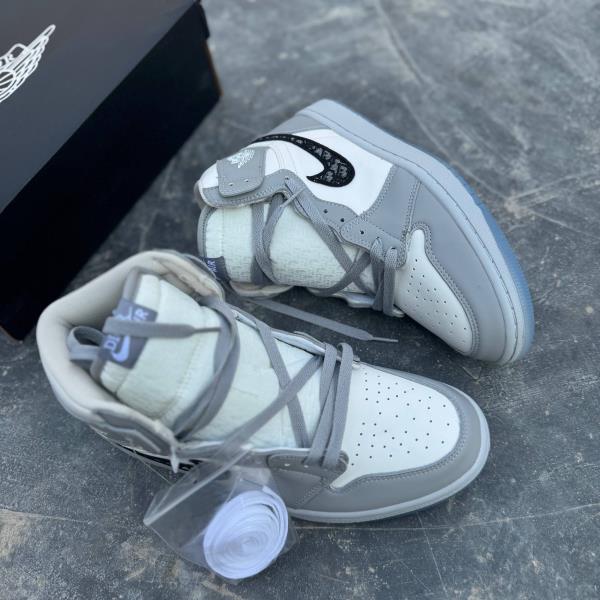 نایک جردن دیور Nike Air Jordan 1 Dior 70