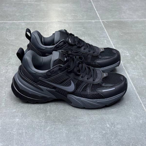 نایک وی تو کی Nike V2K Run 