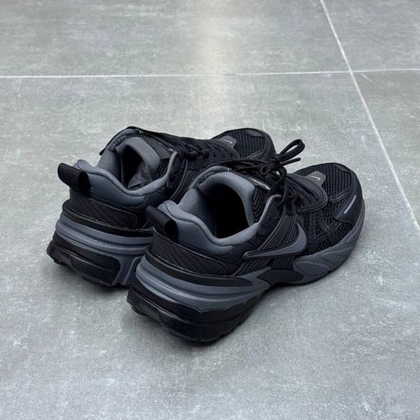 نایک وی تو کی Nike V2K Run 