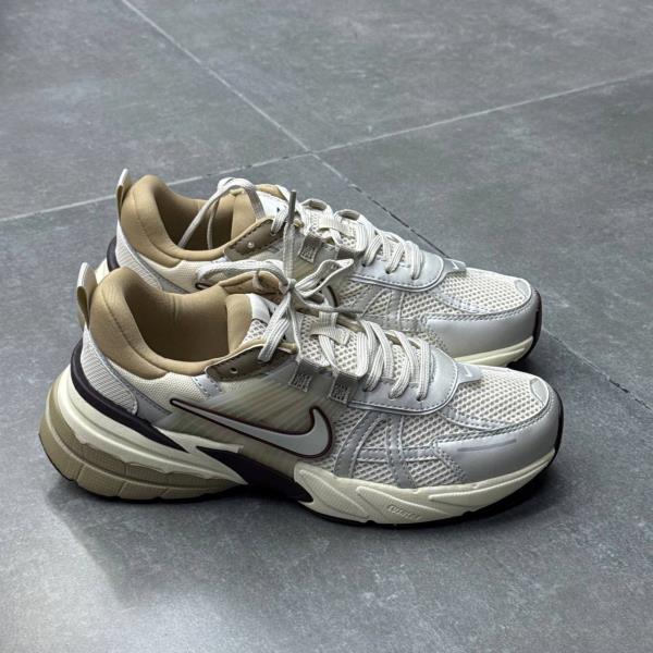 نایک وی تو کی Nike V2K Run