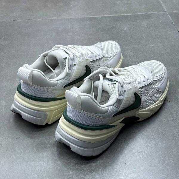 نایک وی تو کی Nike V2K Run