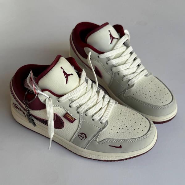 نایک ایر جردن وان استوسی Nike Air Jordan 1 10287