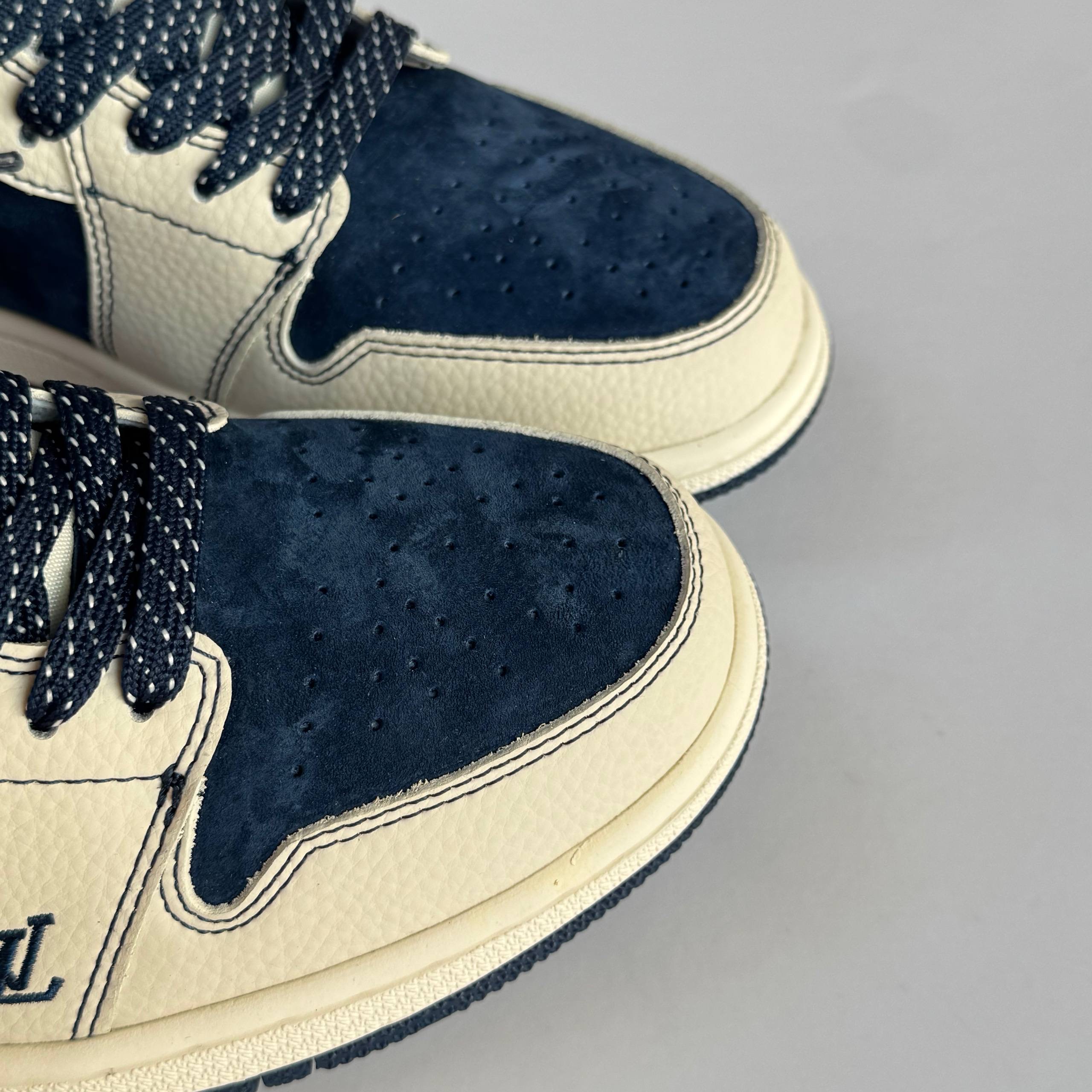 نایک ایر جردن وان  سرمه ایNike Air Jordan311