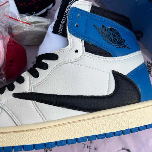 جردن 1 ترویس اسکات فرگمنت Nike Air Jordan 1 Retro High OG SP Travis Scott 10308