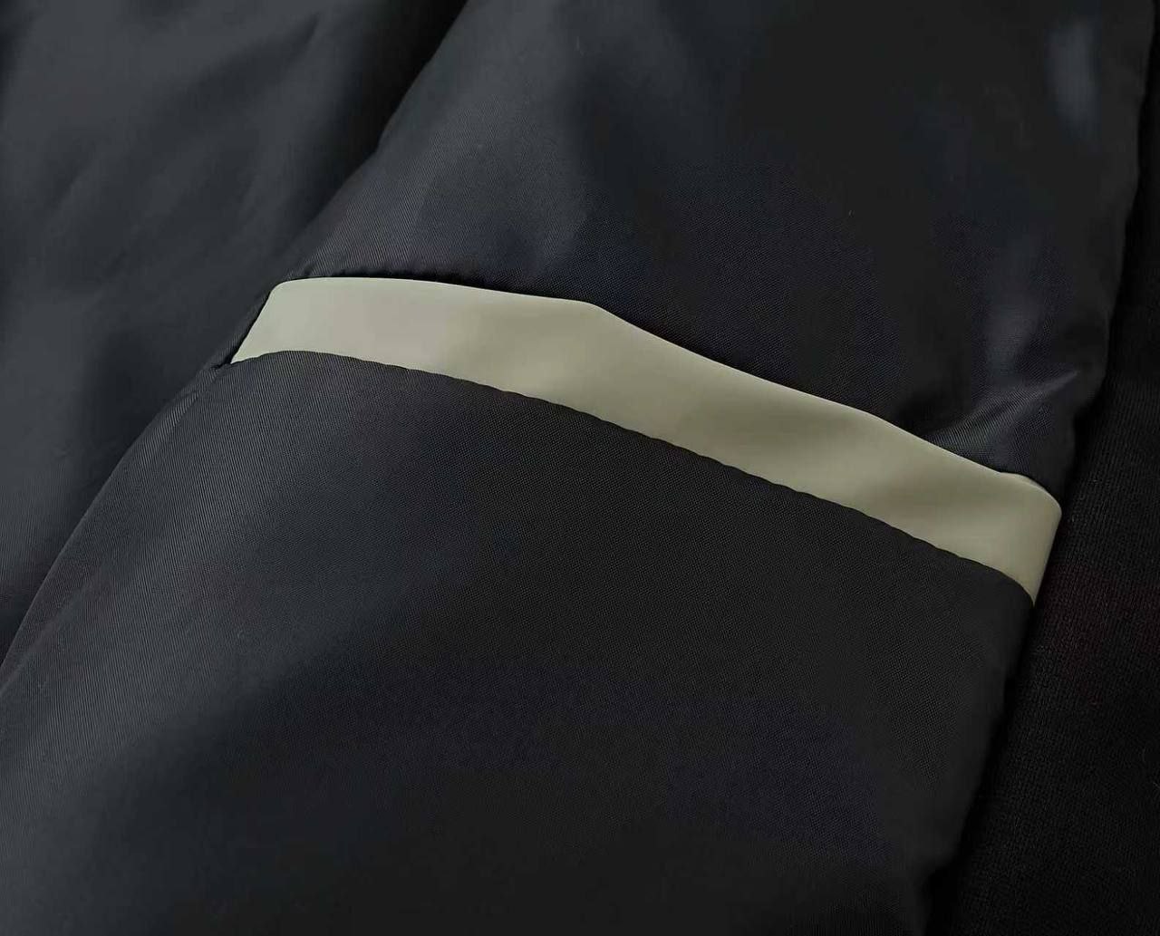 پافر چرم اسپرت کد 9672