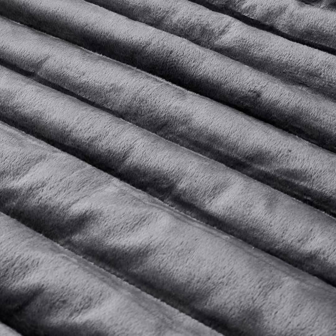 کاپشن طرح پر سیلیکونی مارک ریبوک کد 26701