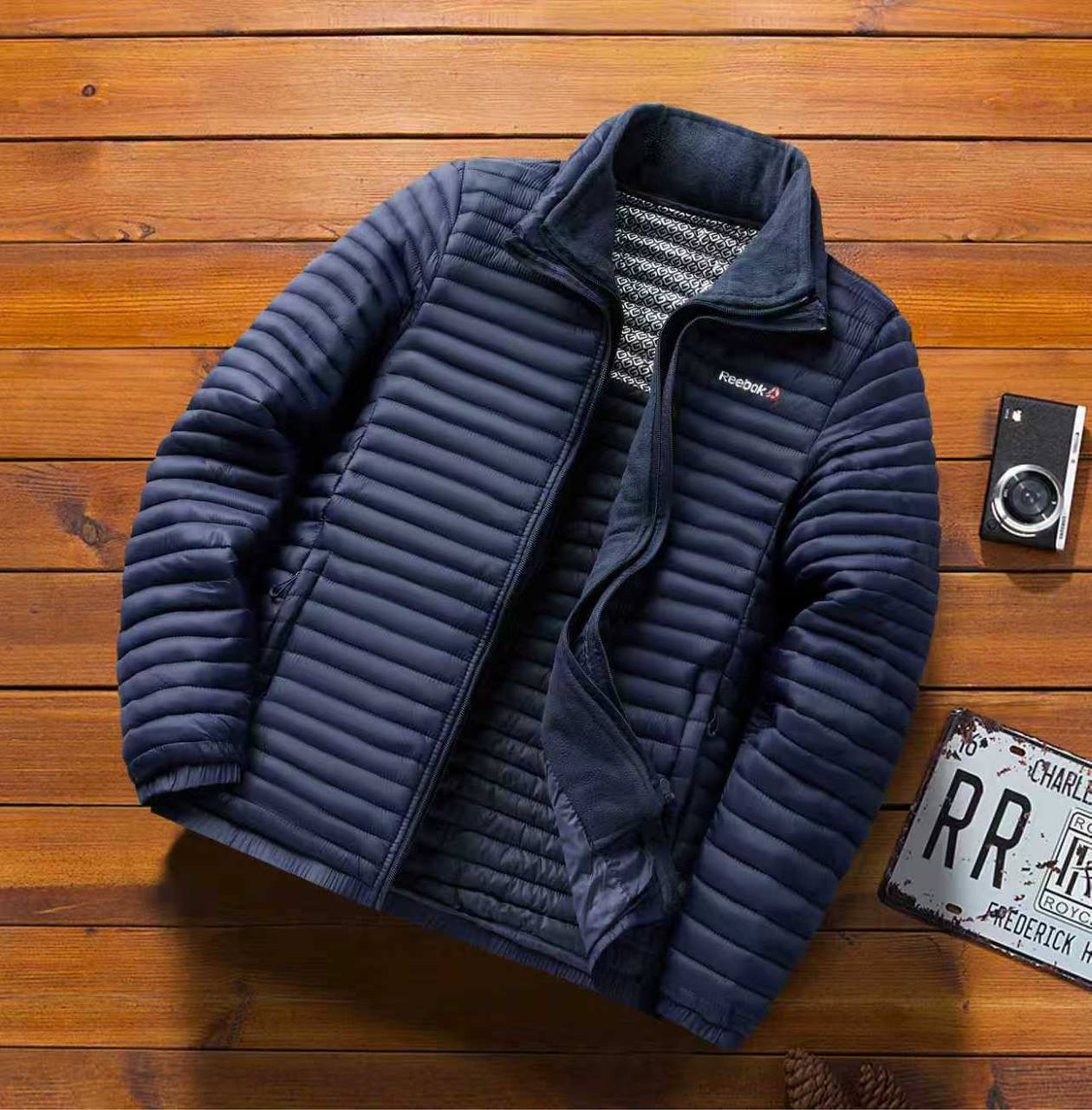 کاپشن طرح پر مارک ریبوک کد 016