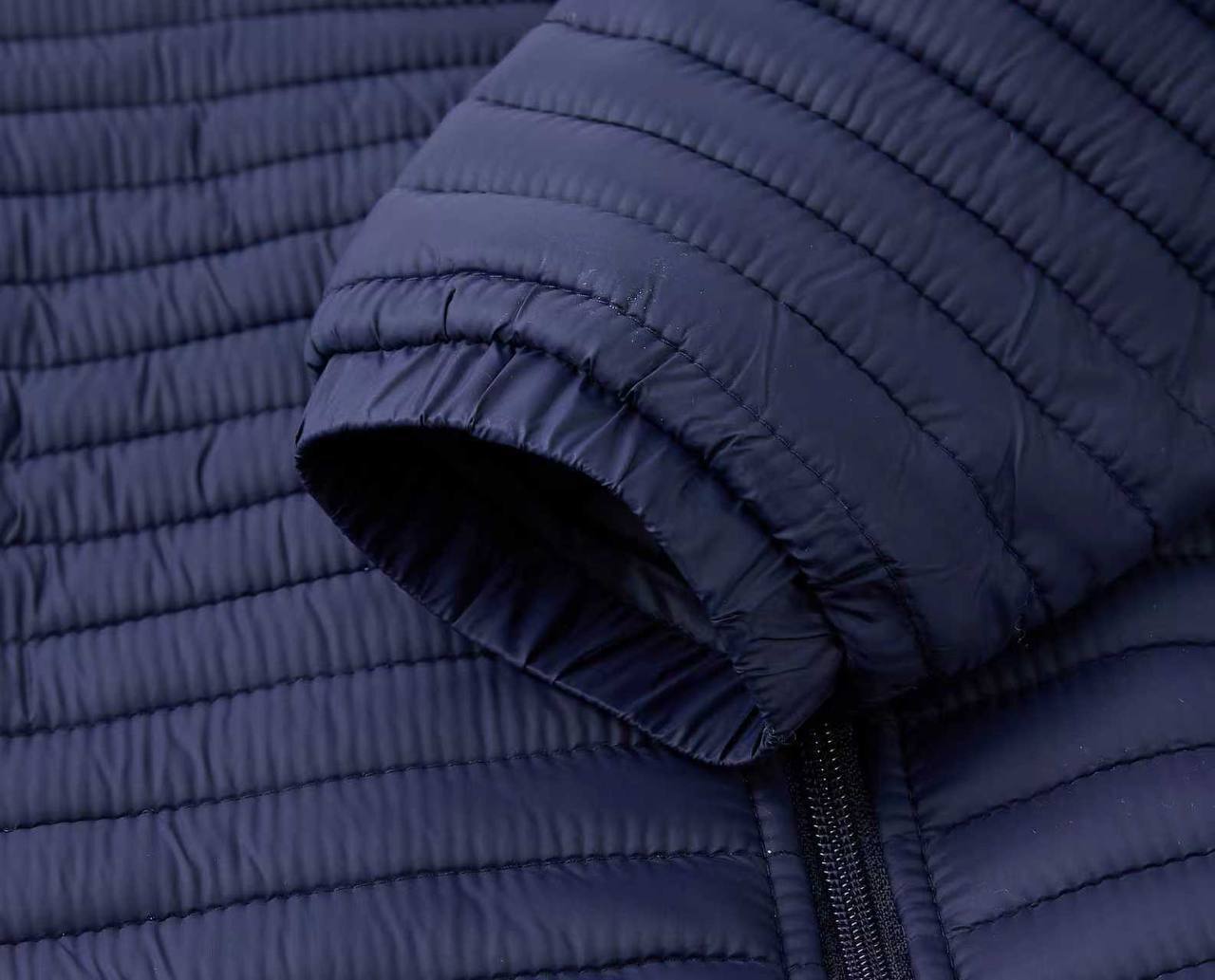 کاپشن طرح پر مارک ریبوک کد 016