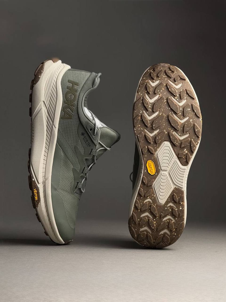 کفش هوکا ترنسپورت سبز زیره سفید کد 20