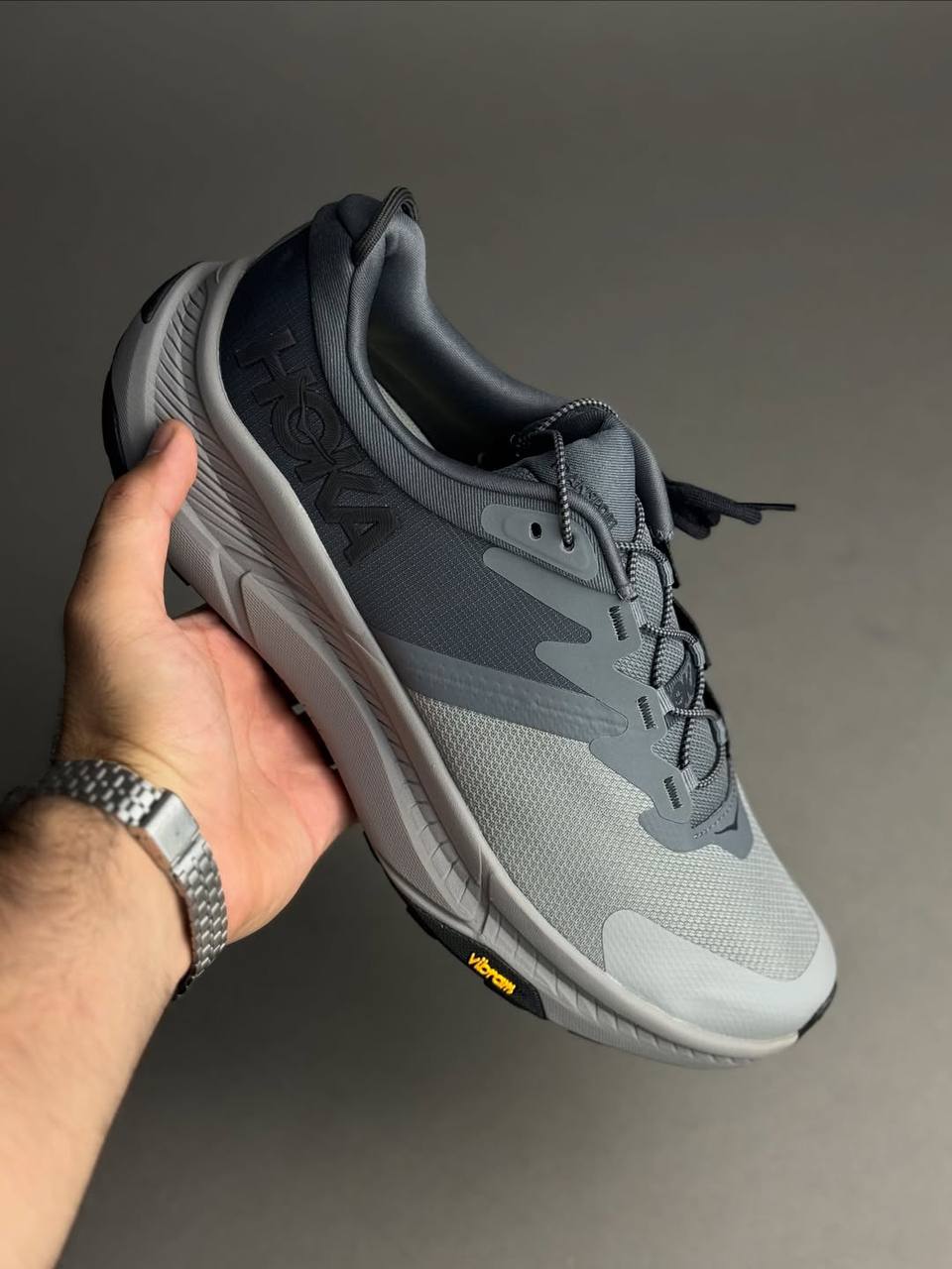 کفش هوكا ترنسپورت طوسی کد 