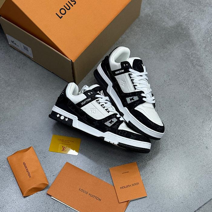 کتونی لیویتون مستر مشکی سفید Louis Vuitton