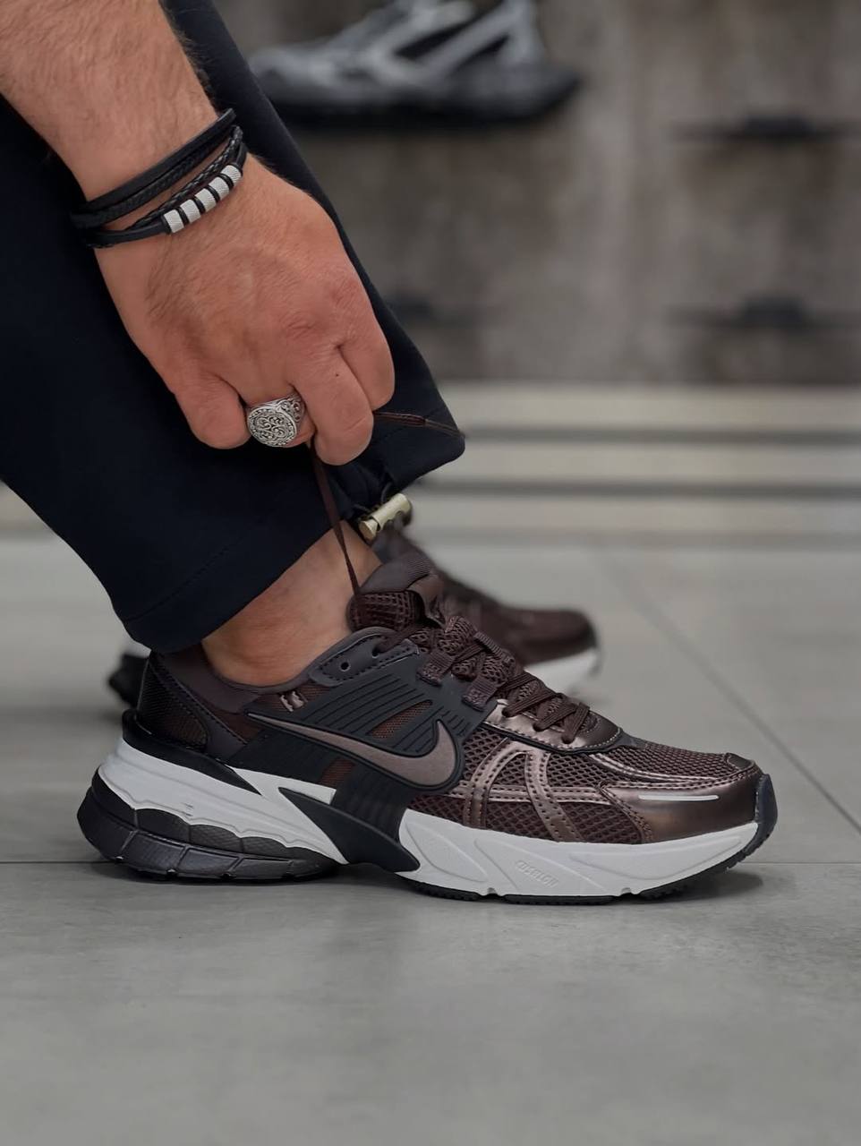  نایک وی تو کی ران Nike v2k run کد 11522
