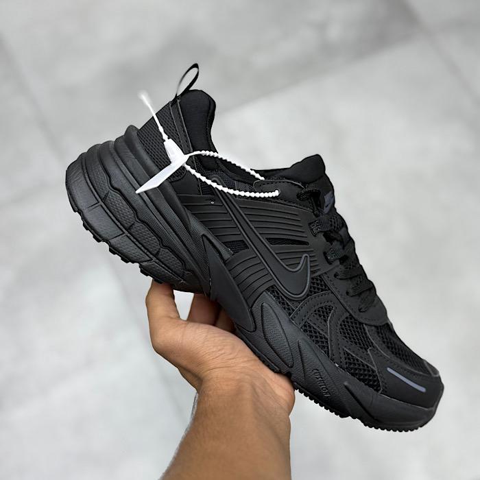 نایک وی توکی مشکی v2k 