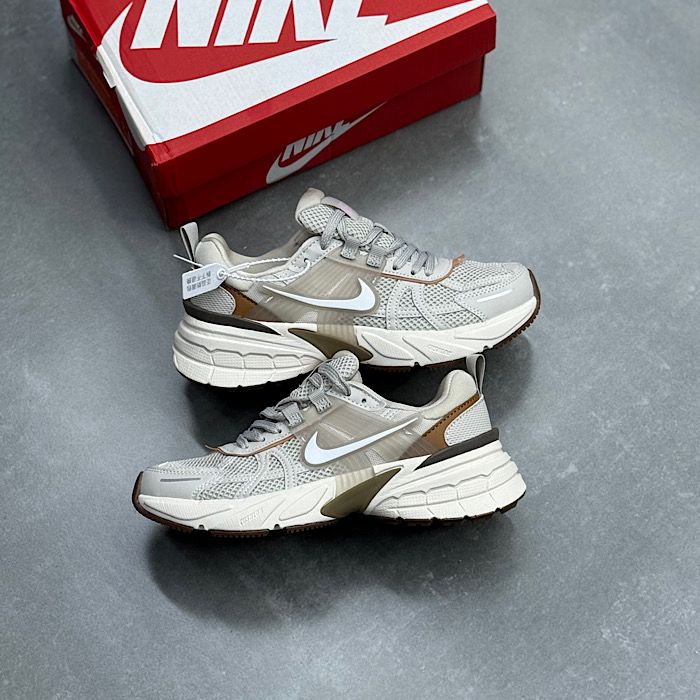 کتونی نایک ویتوکی عسلی  v2k 