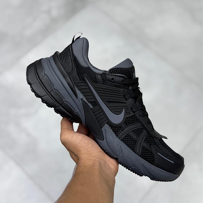 کتونی نایک ویتوکی مشکی طوسی v2k 