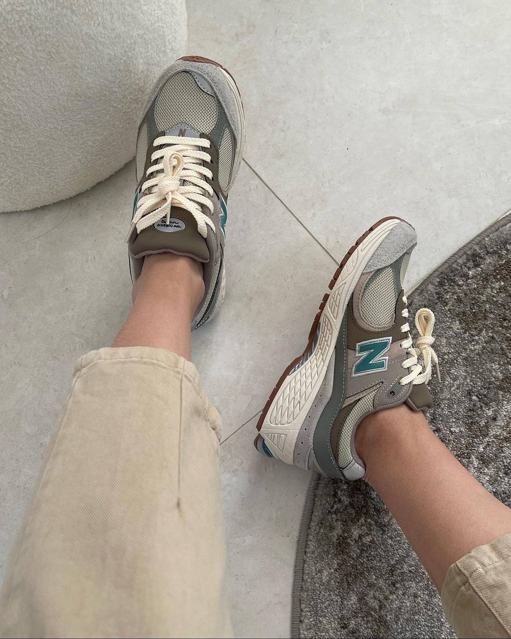 نیوبالانس ۲۰۰۲ آر Newbalance 2002r  کد