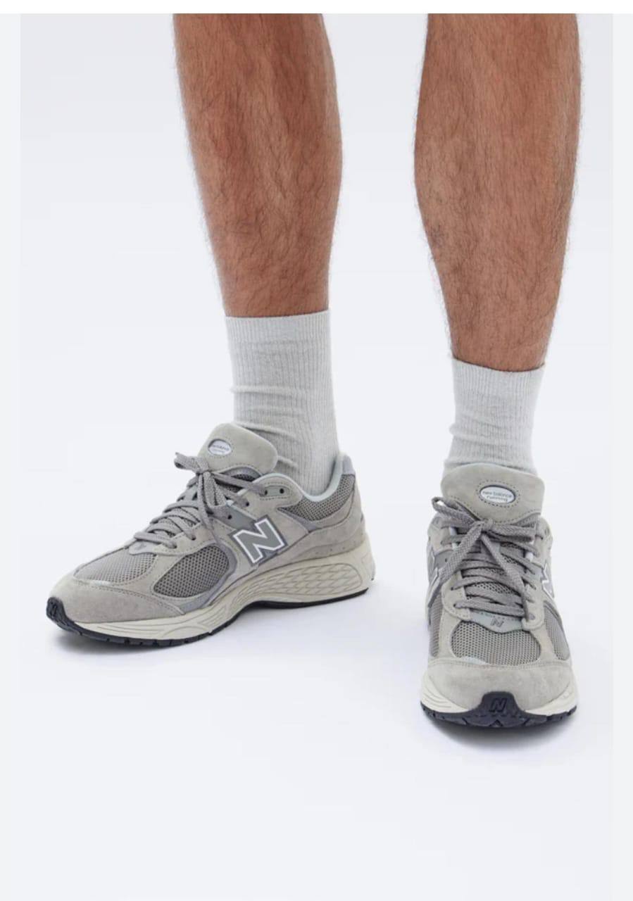 نیوبالانس ۲۰۰۲ آر Newbalance 2002r  کد